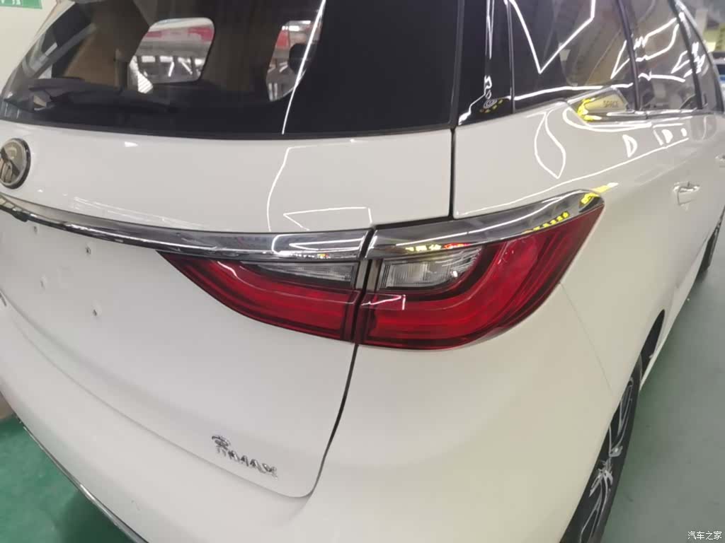 BYD Song, 2017 8
