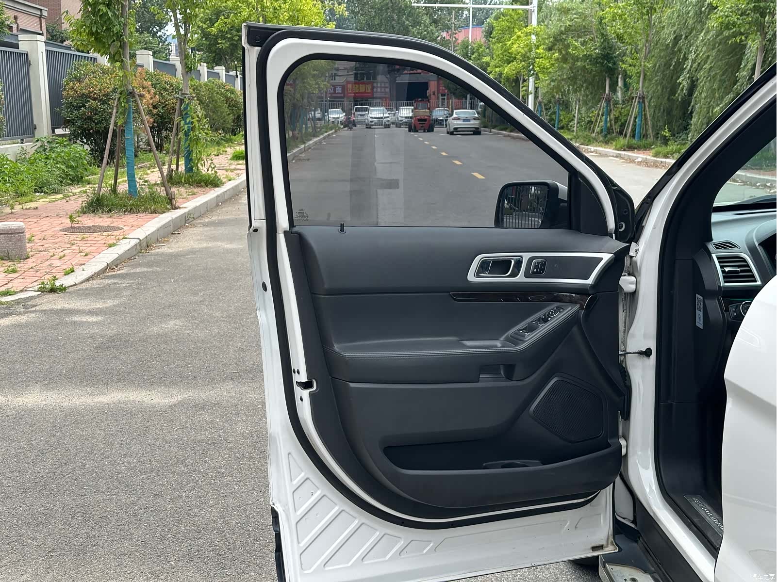 Ford Explorer, 2015 18