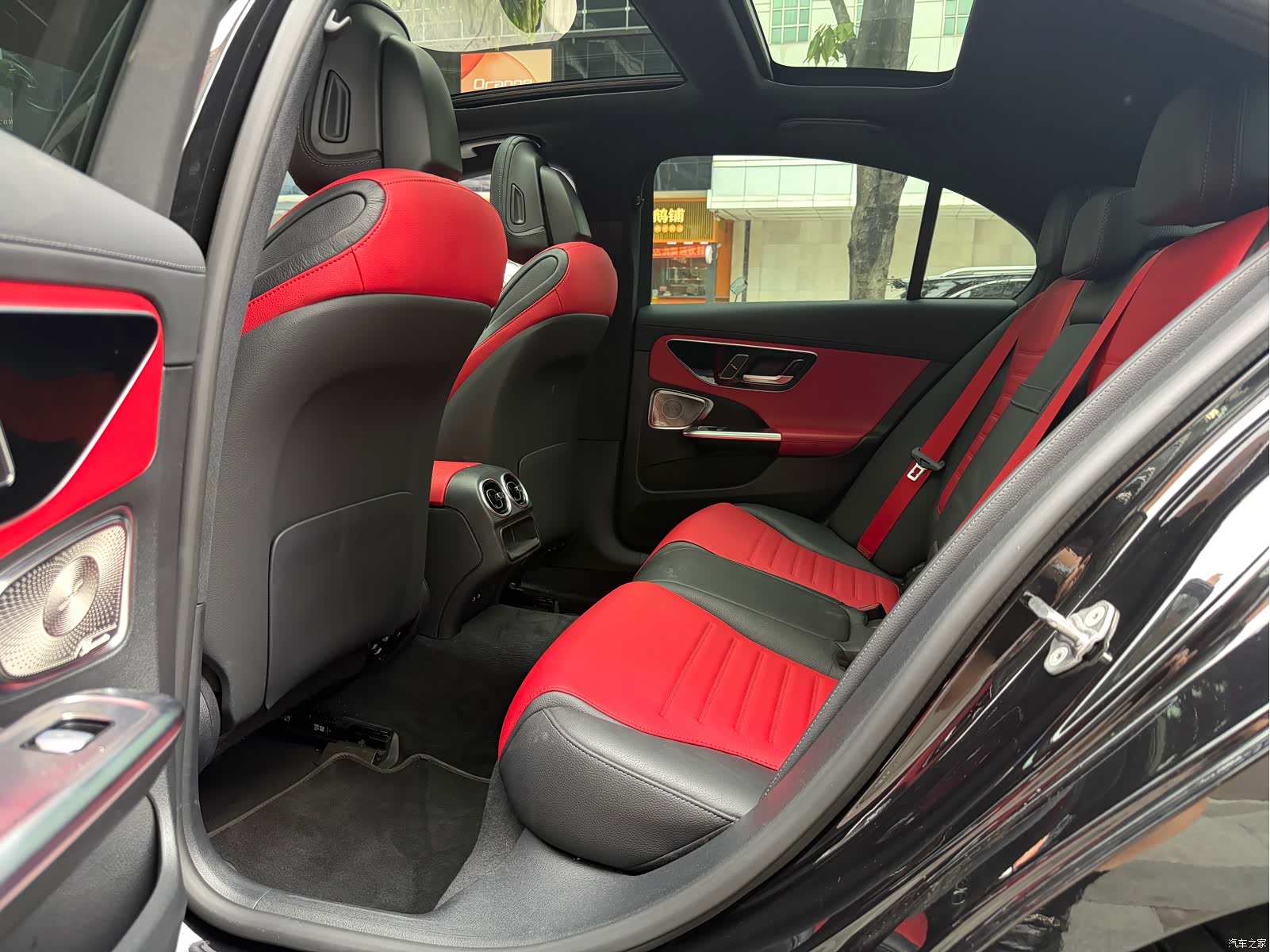 Mercedes-Benz C-Class, 2025 9
