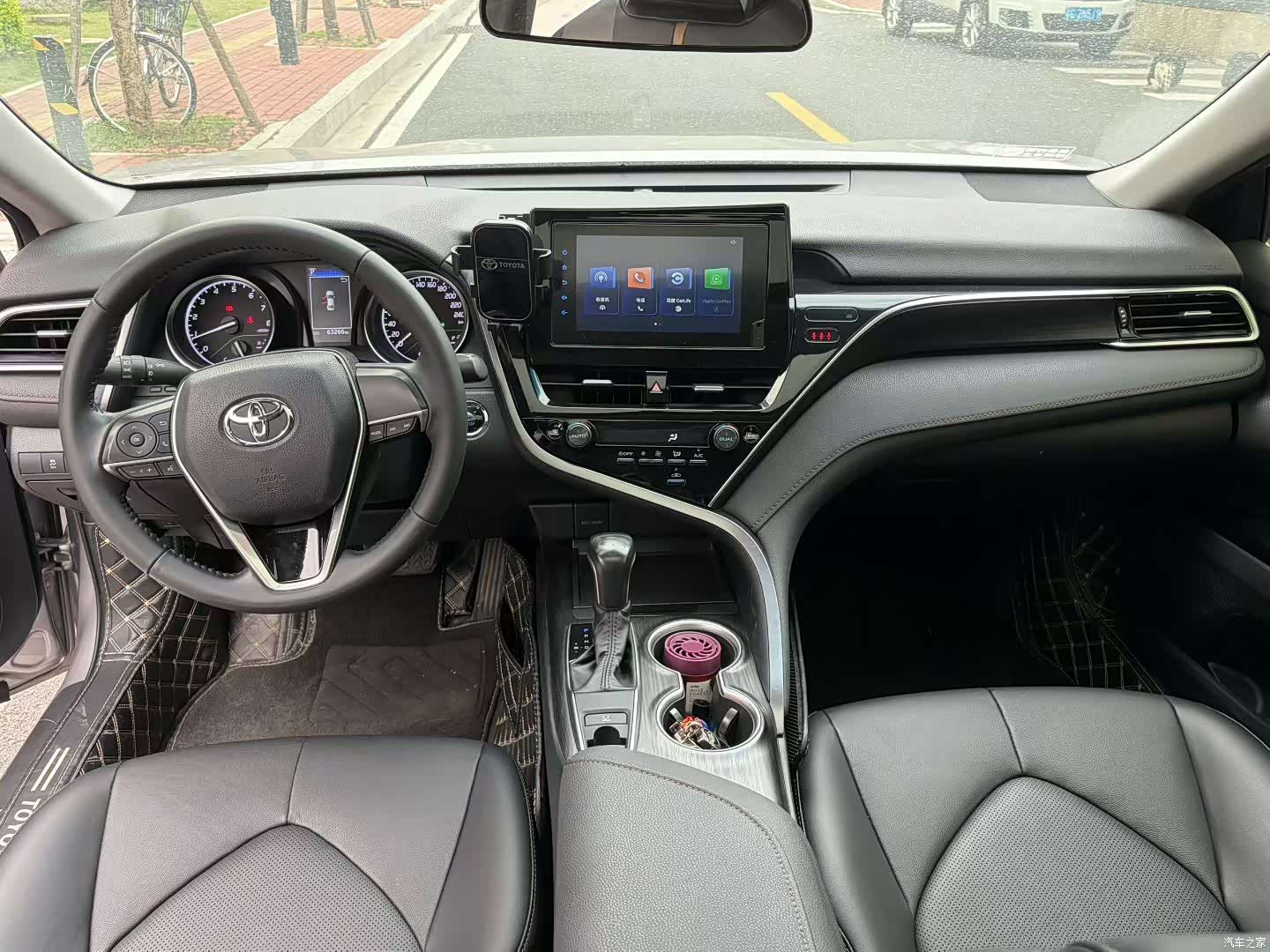 Toyota Camry, 2022 7