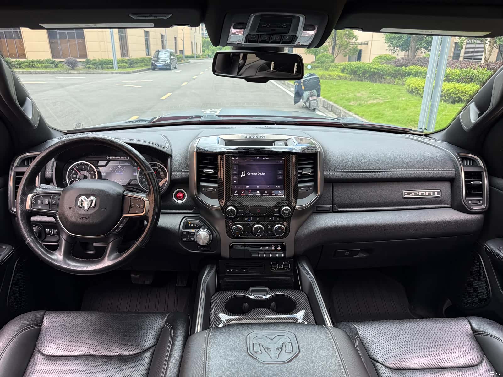 RAM Trucks, 2020 все фото