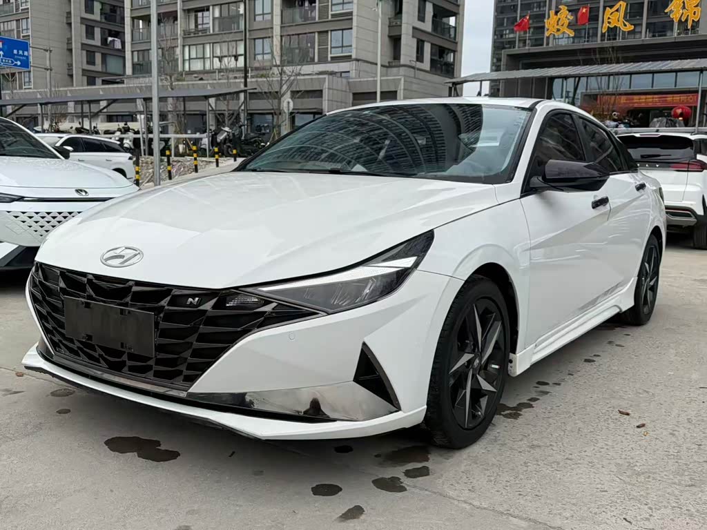 Hyundai Elantra