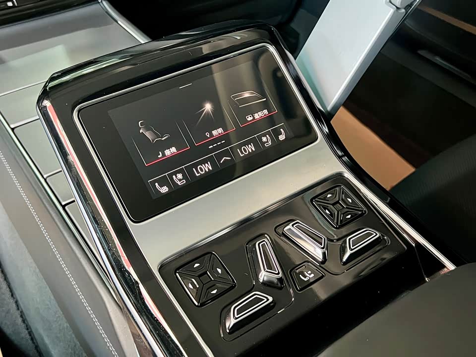 Audi A8 Audi A8