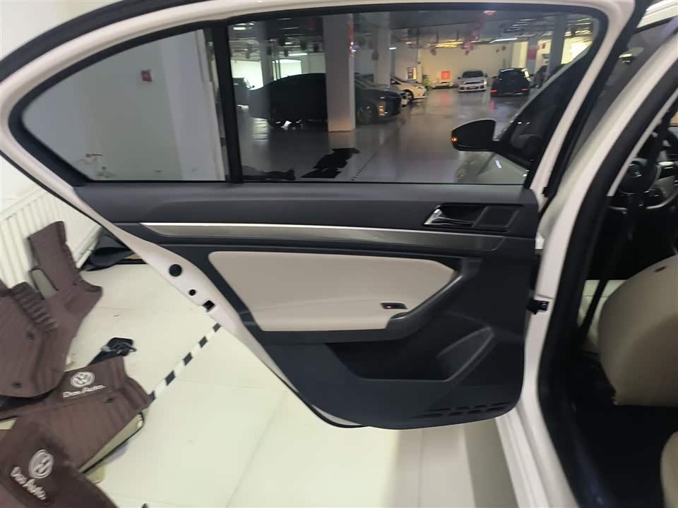 Volkswagen Lavida Volkswagen Lavida