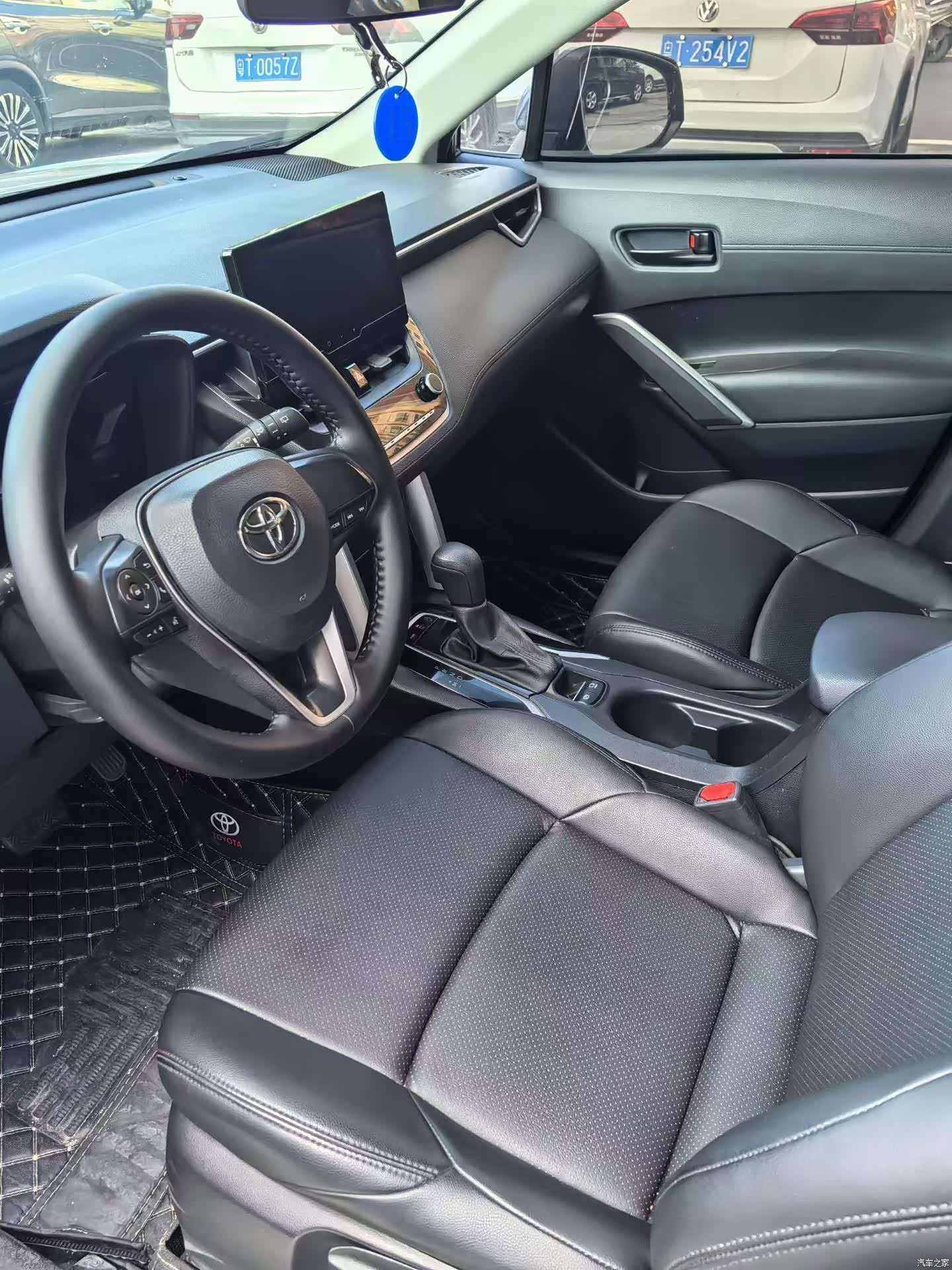 Toyota Frontlander, 2023 9