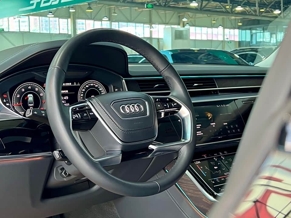 Audi A8 Audi A8