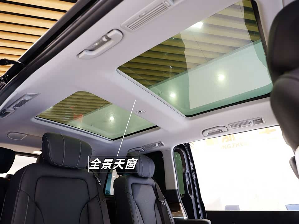 Mercedes-Benz V-class Mercedes-Benz V-class
