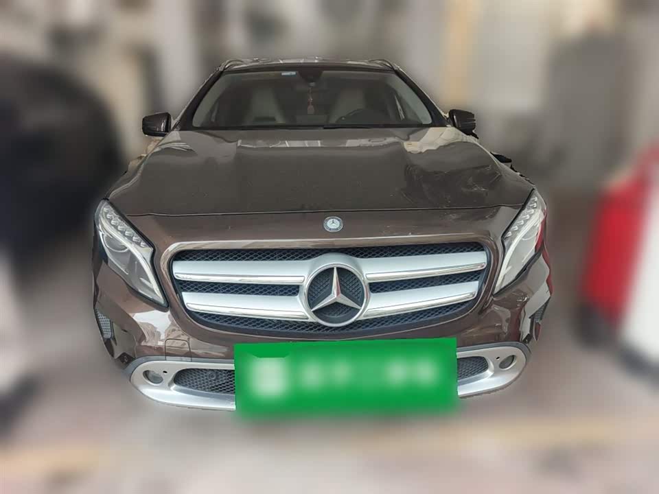 Mercedes-Benz GLA