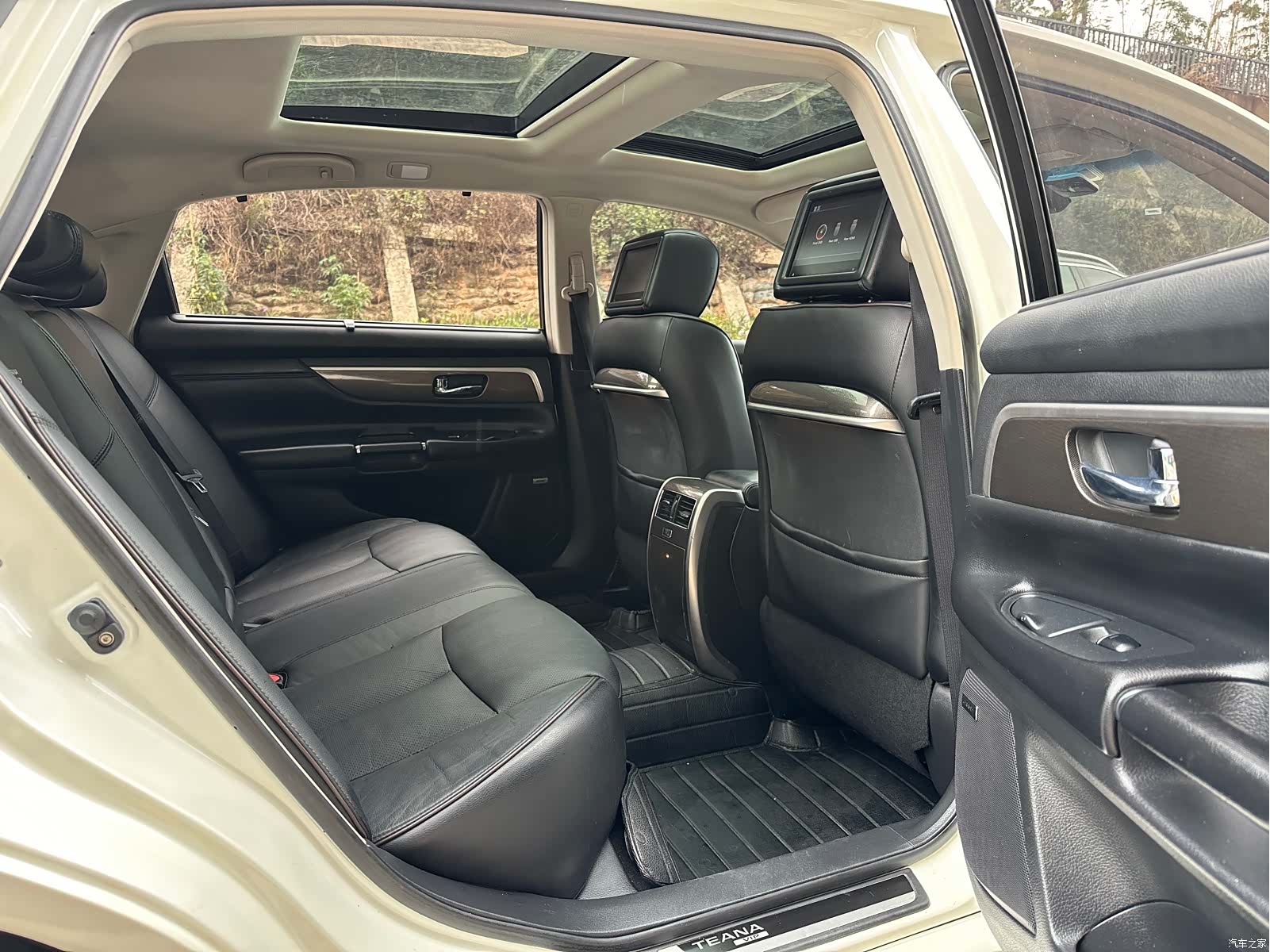 Nissan Teana, 2014 11