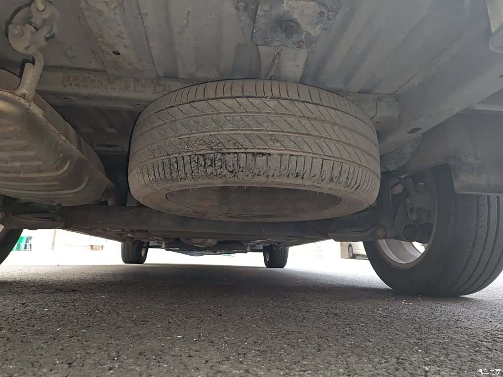 Wuling 730, 2017 25