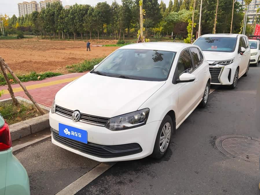 Volkswagen Polo 2016, фото 1