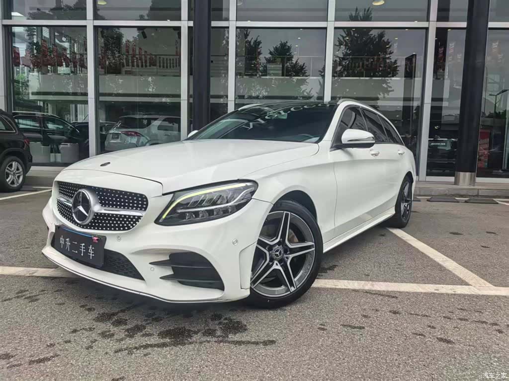 Mercedes-Benz C-Class, 2020 1