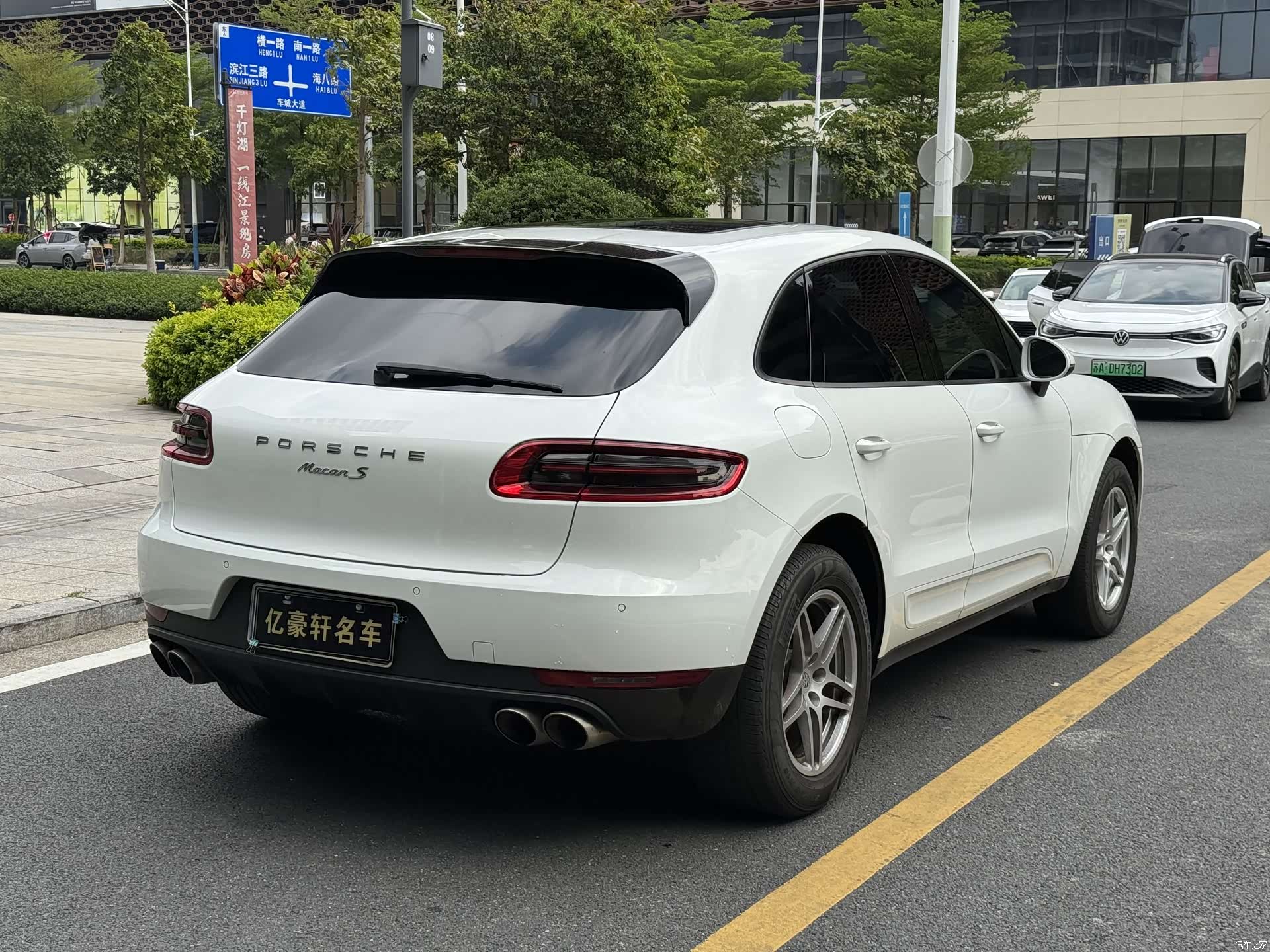 Porsche Macan, 2015 все фото