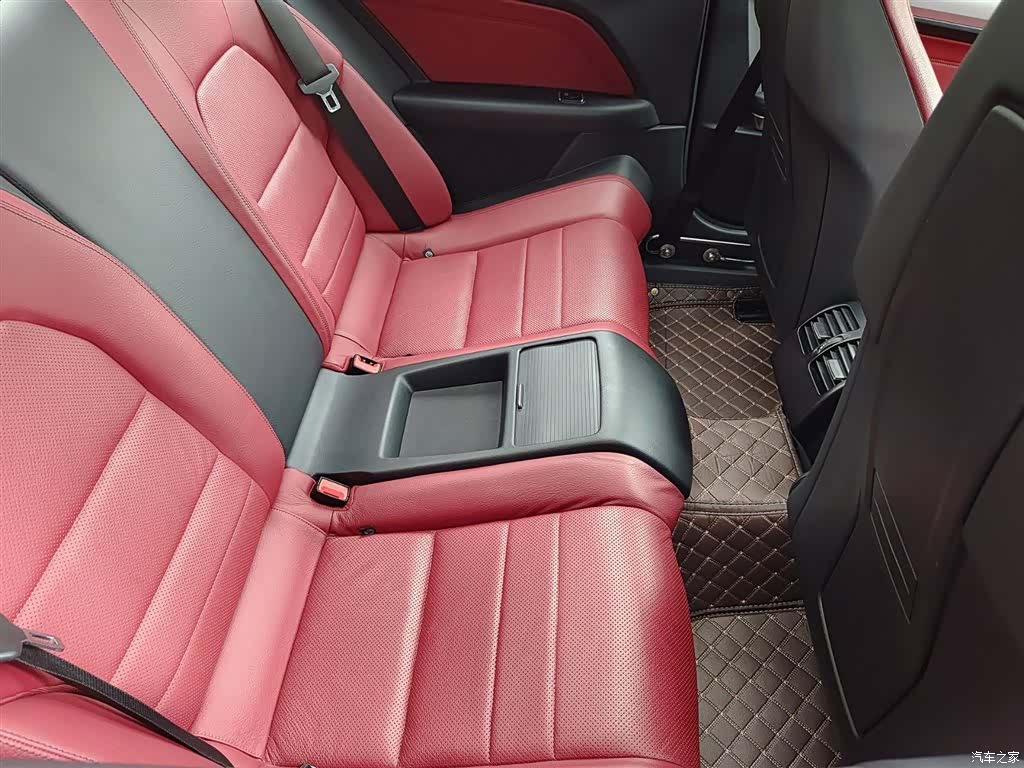 Mercedes-Benz E-Class, 2016 11