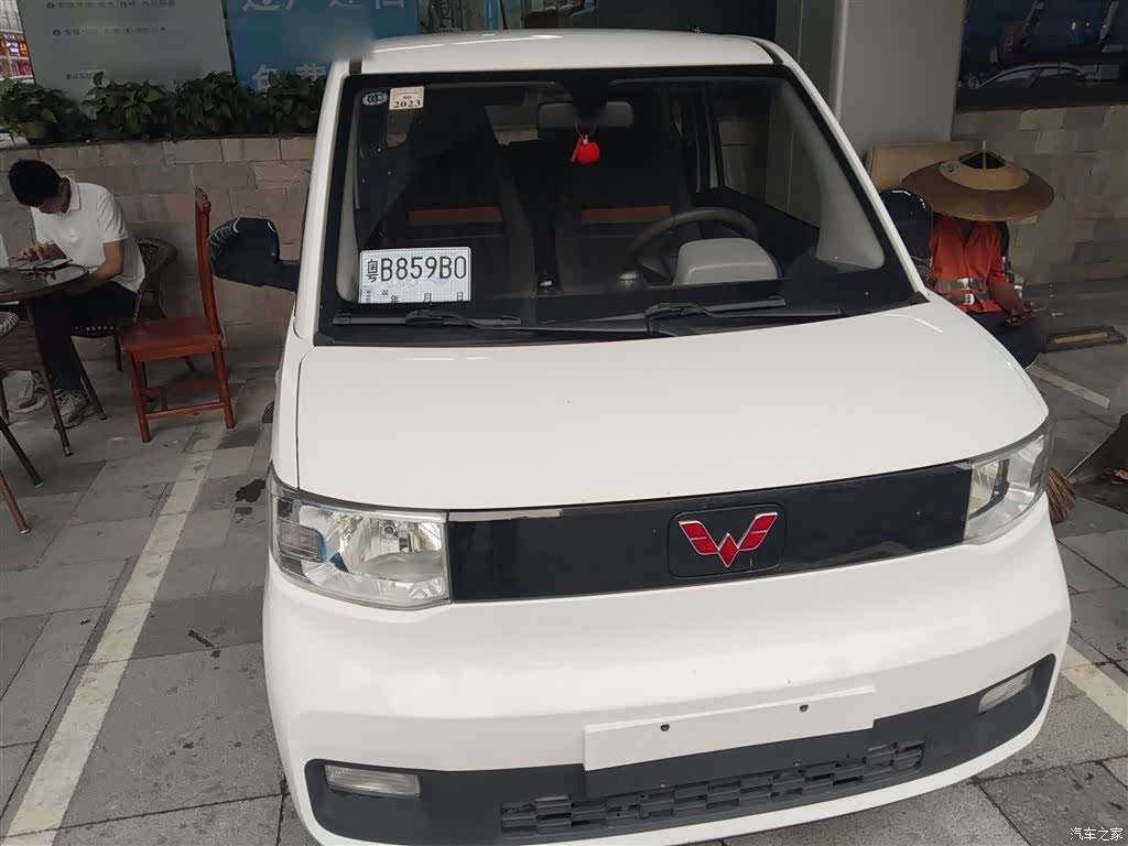 Wuling MINIEV, 2021 3