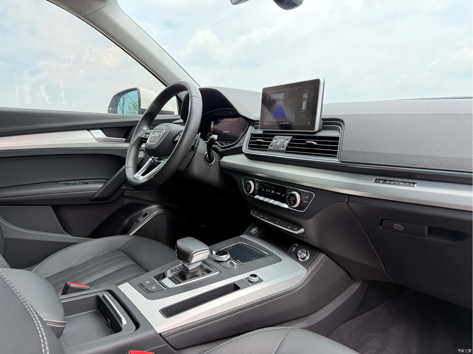 Audi Q5L, 2020 15
