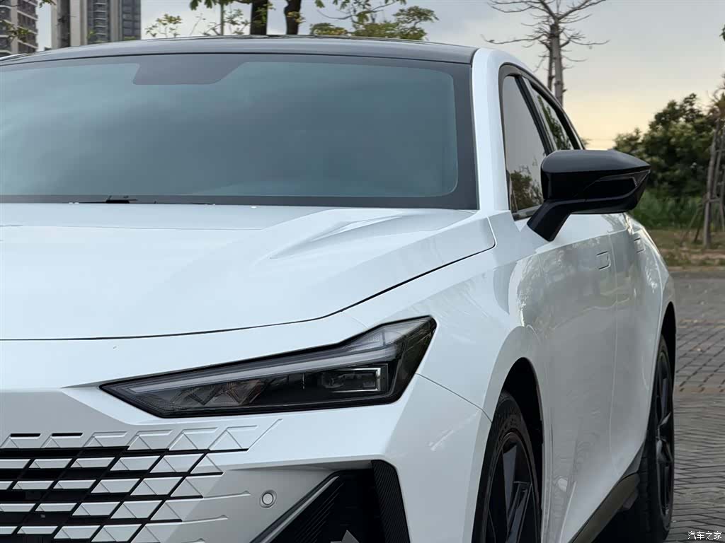 Changan UNI-V, 2023 34