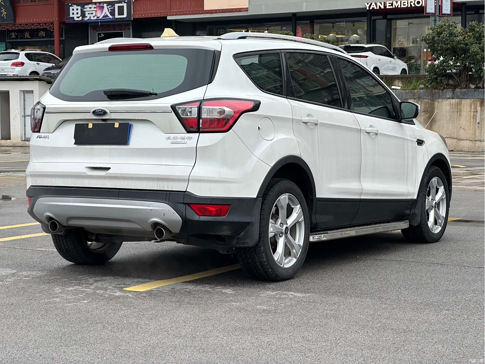 Ford Kuga, 2017 15