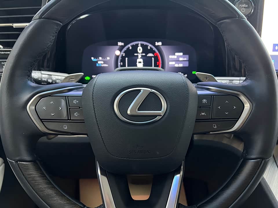 Lexus LM Lexus LM