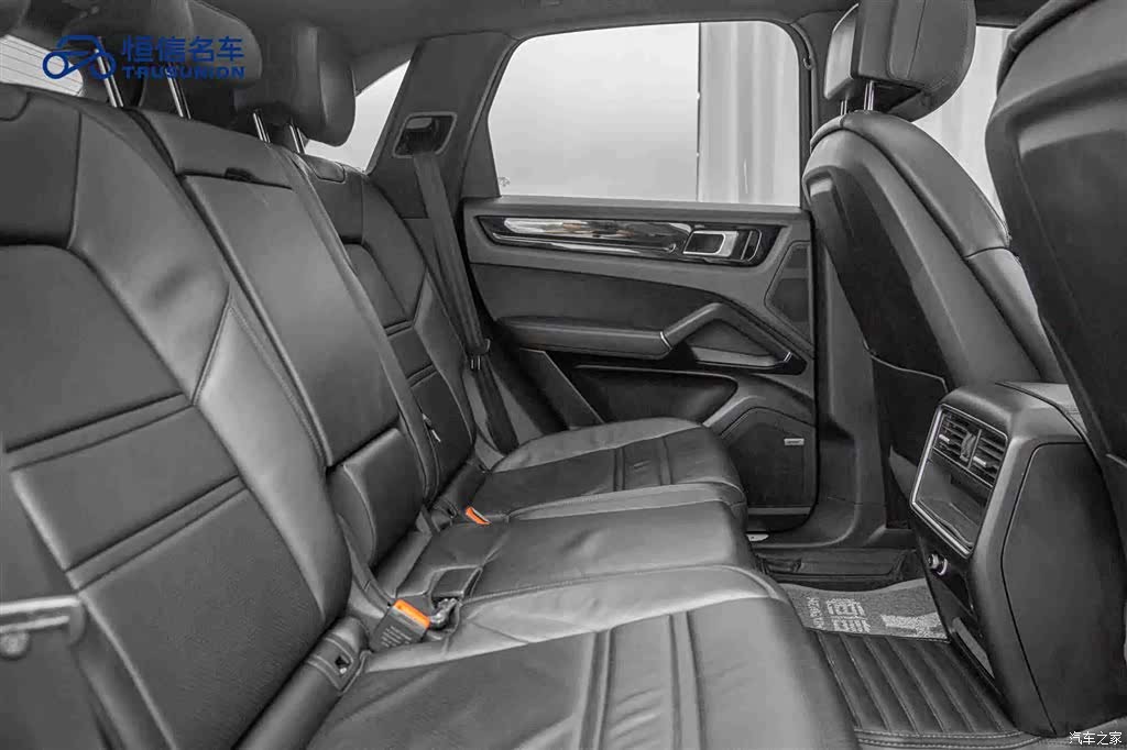 Porsche Cayenne, 2018 16