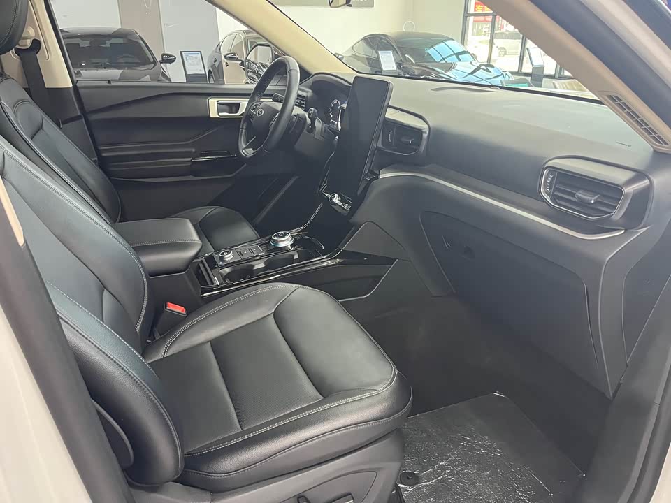 Ford Explorer Ford Explorer