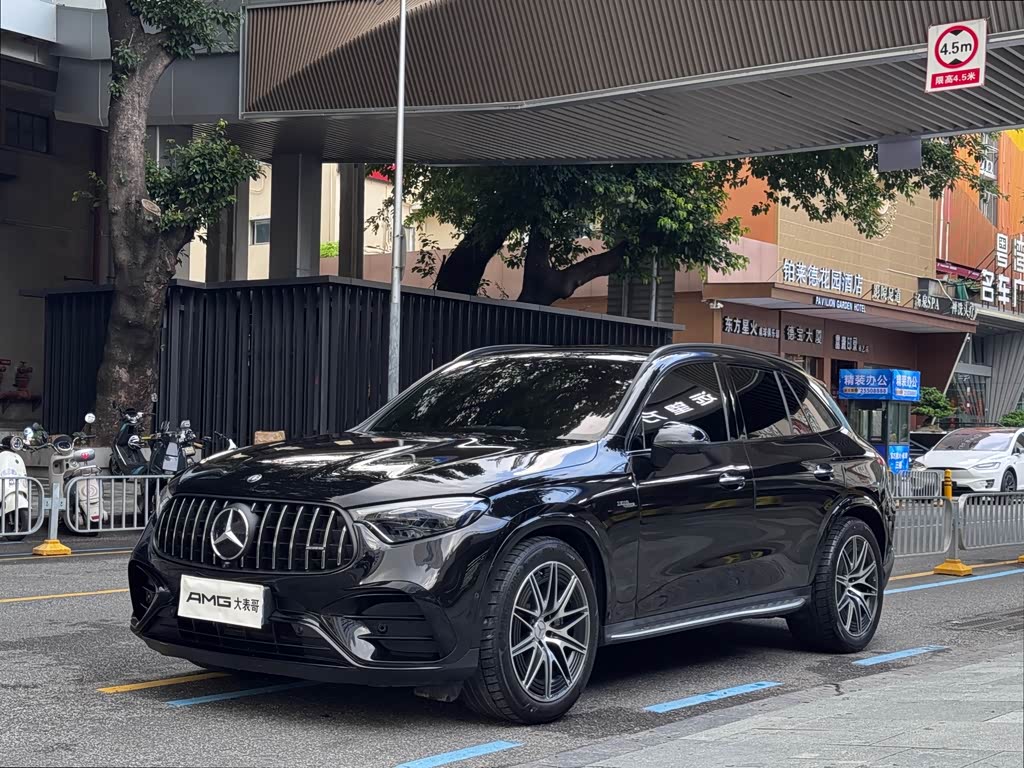 Mercedes-Benz GLC A MG