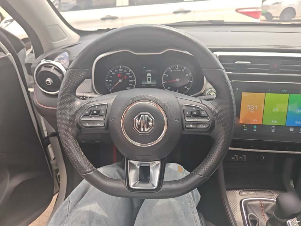 MG ZS, 2023 7