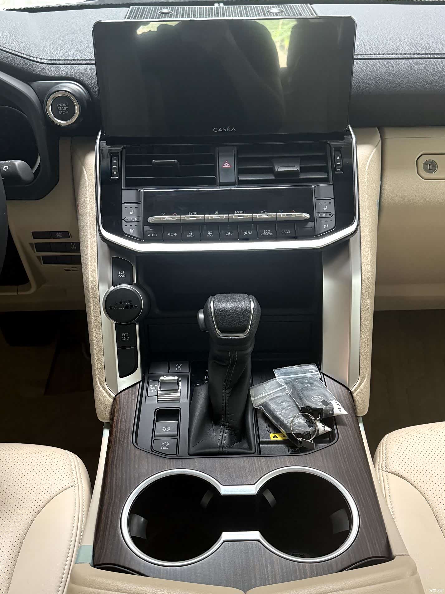 Toyota Land Cruiser, 2025 10
