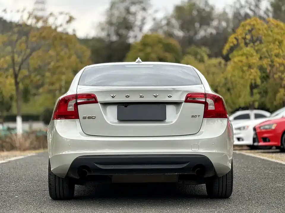 Volvo S60