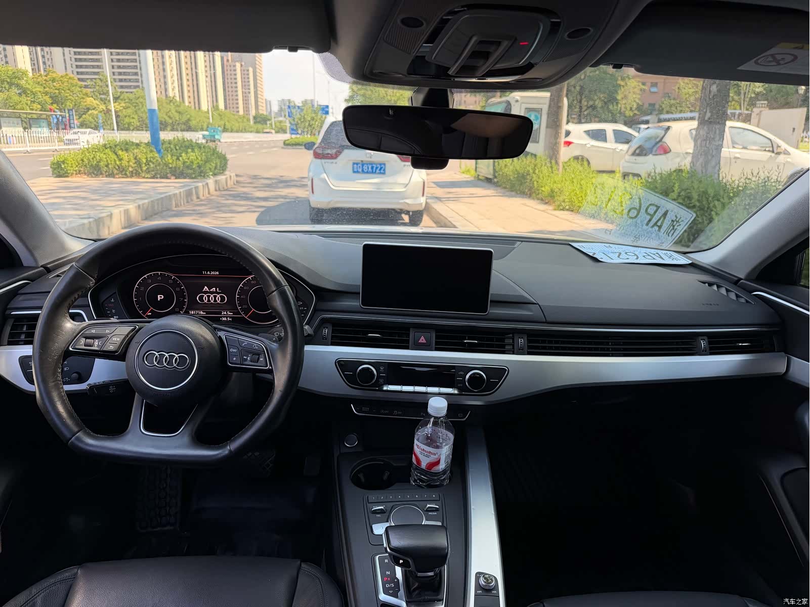 Audi A4L, 2016 все фото