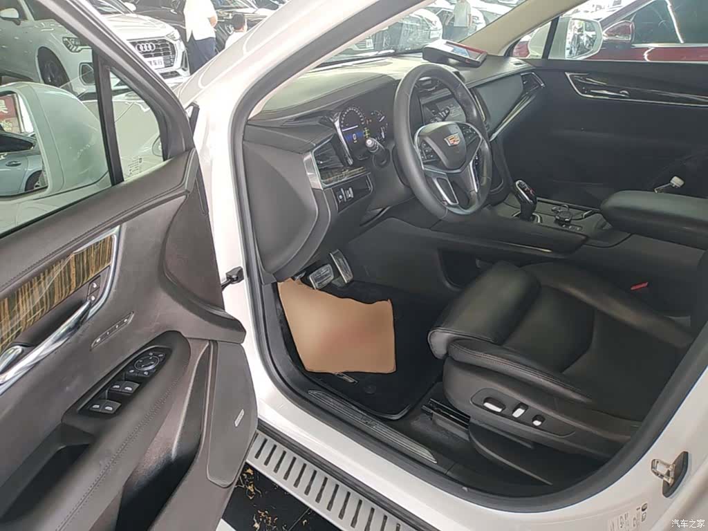 Cadillac XT5, 2016 16