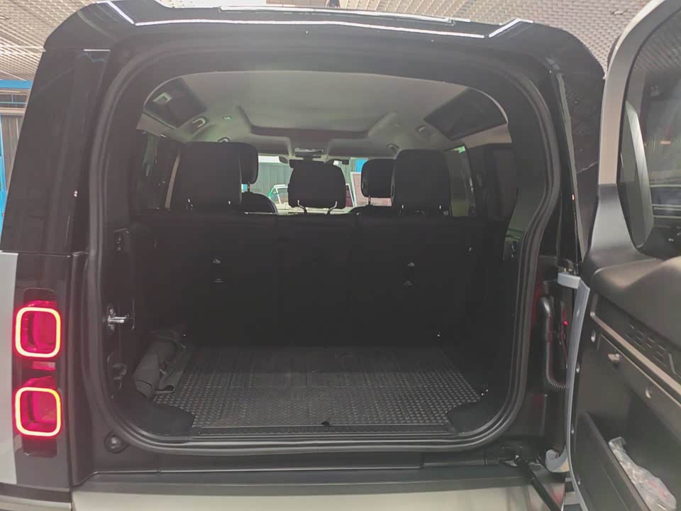 Land Rover guard Land Rover guard