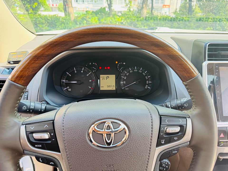 Toyota Prado
