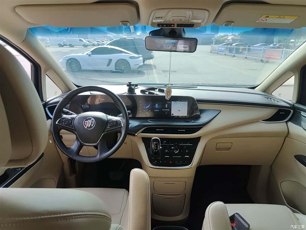 Buick GL8, 2022 10