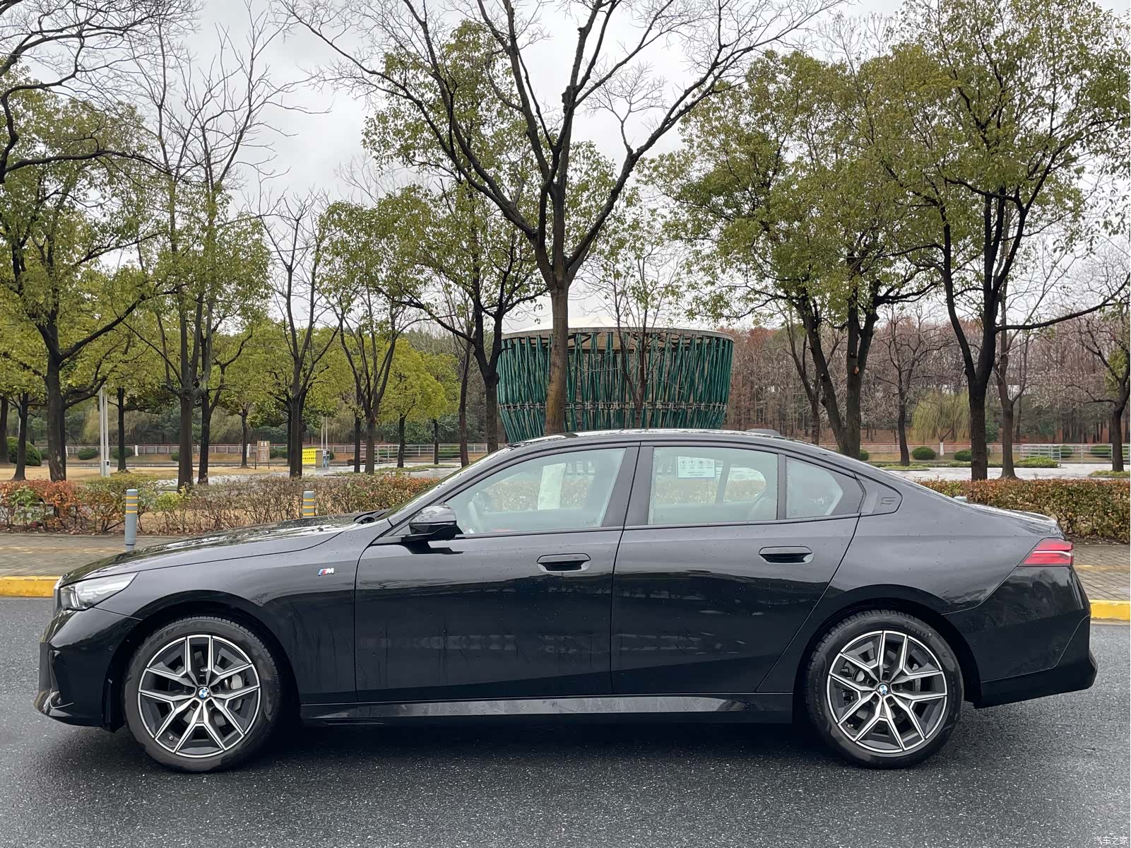 BMW 5 Series, 2025 3