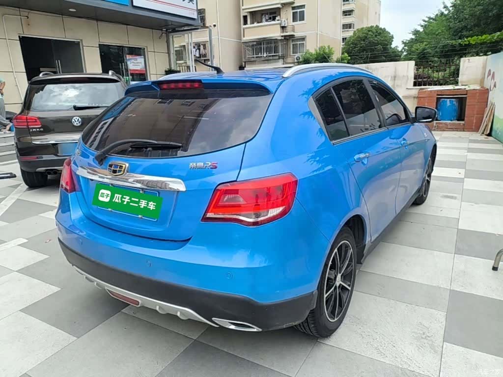 Geely Emgrand, 2017 7