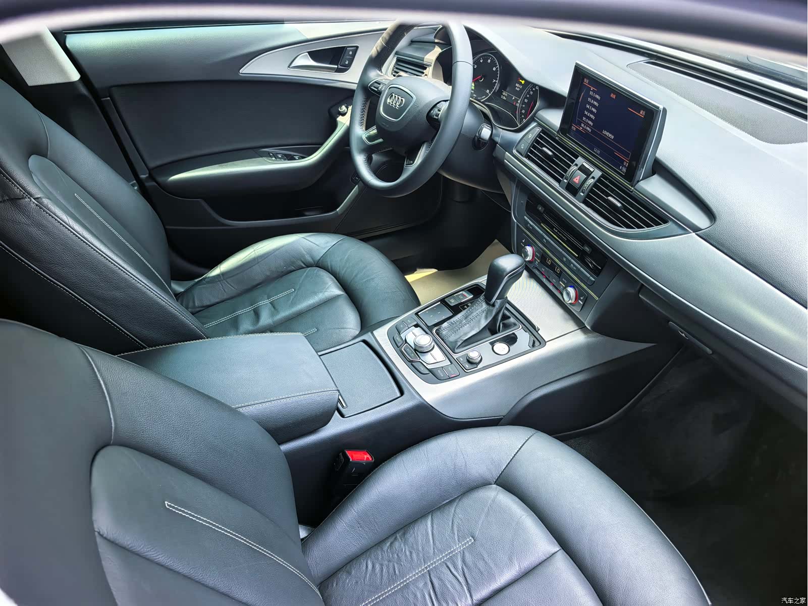 Audi A6L, 2019 9