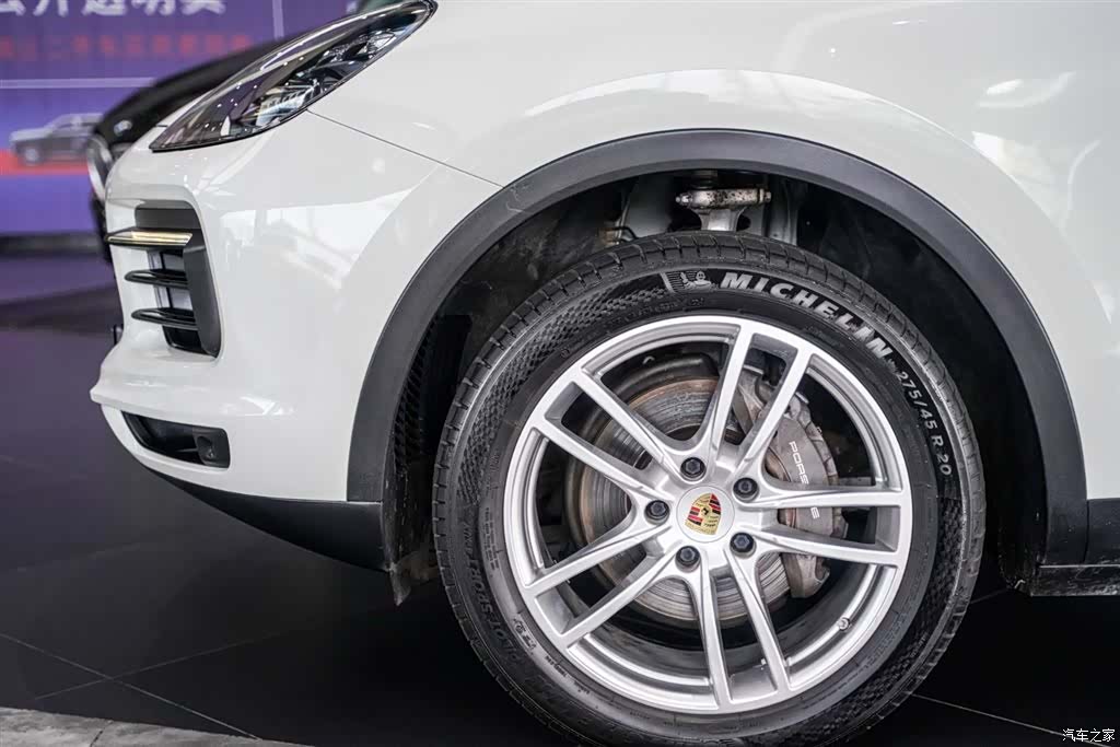 Porsche Cayenne, 2018 все фото