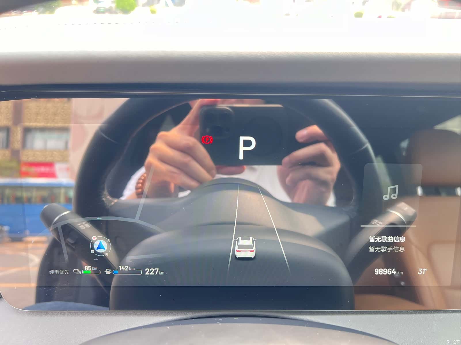 Li Auto ONE, 2022 15