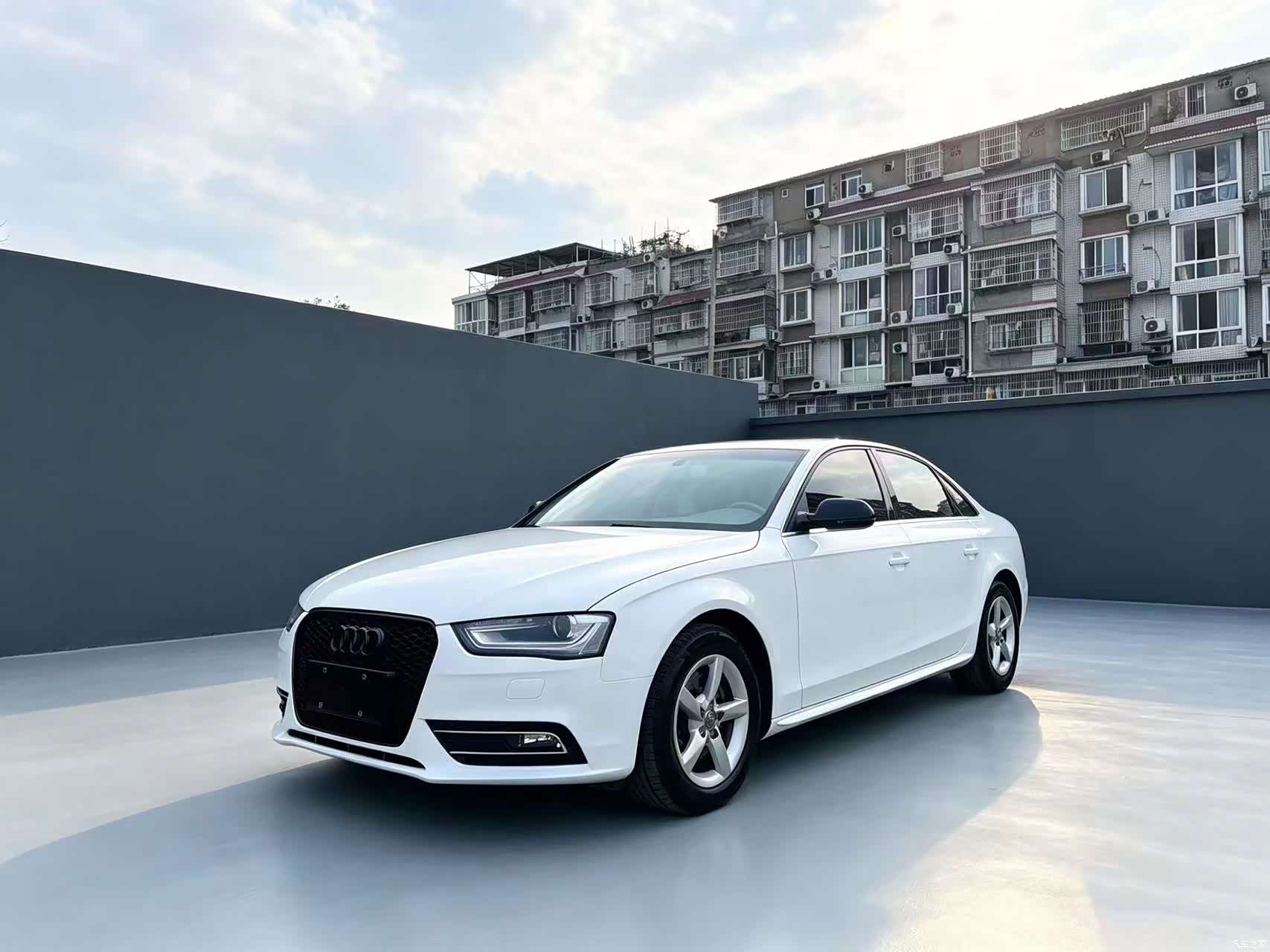Audi A4L, 2015 1