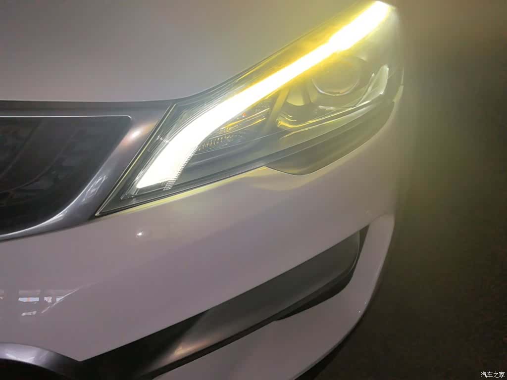 Geely Emgrand, 2017 24