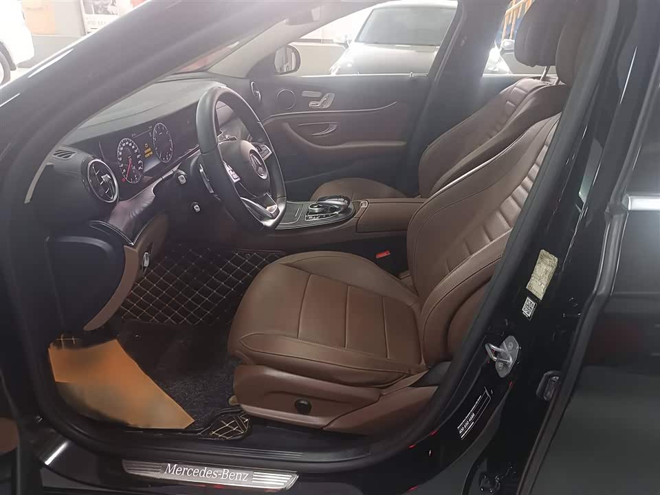 Mercedes-Benz E-class Mercedes-Benz E-class
