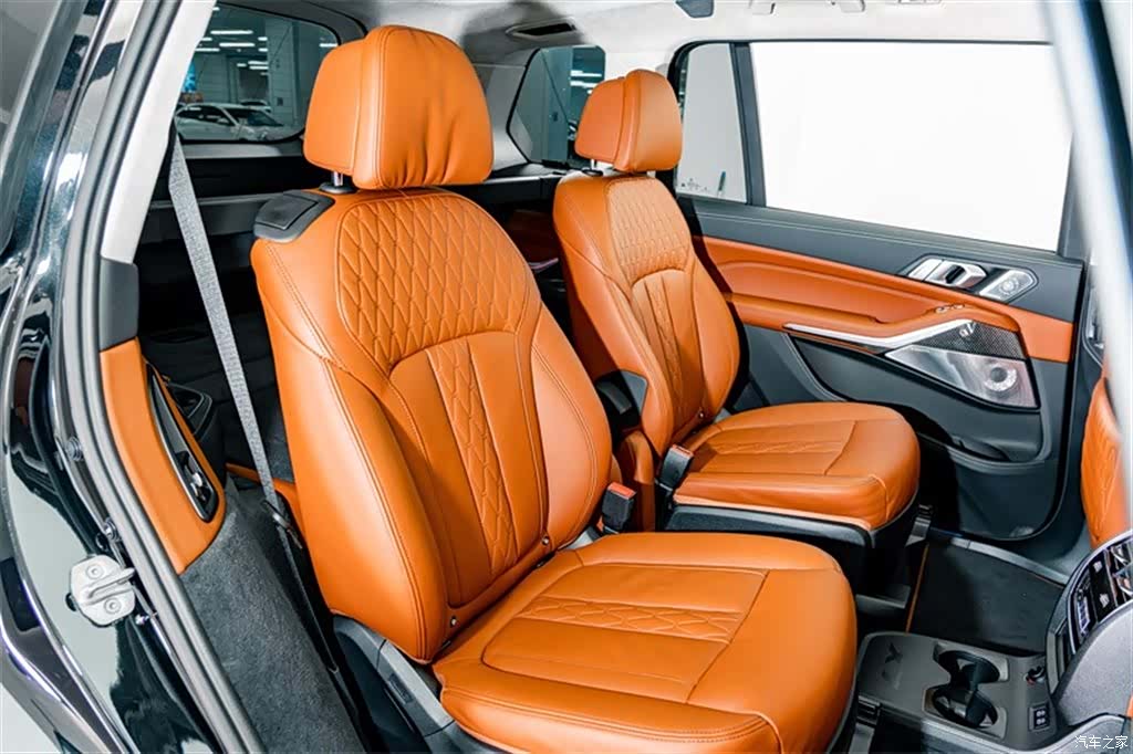 BMW X7, 2025 25