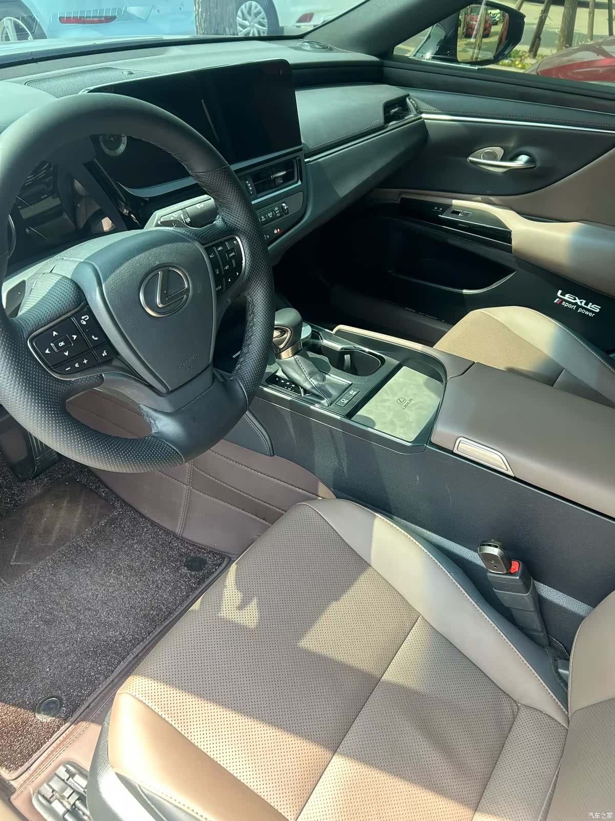 Lexus ES, 2024 6