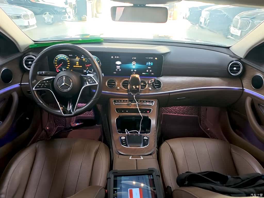 Mercedes-Benz E-Class, 2023 10
