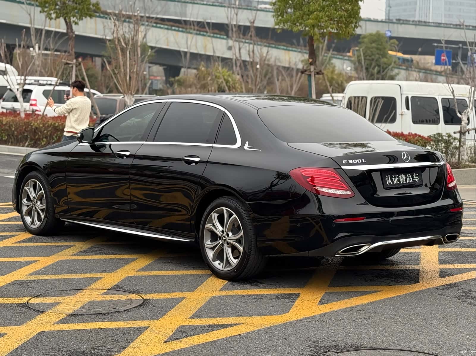 Mercedes-Benz E-Class, 2020 6