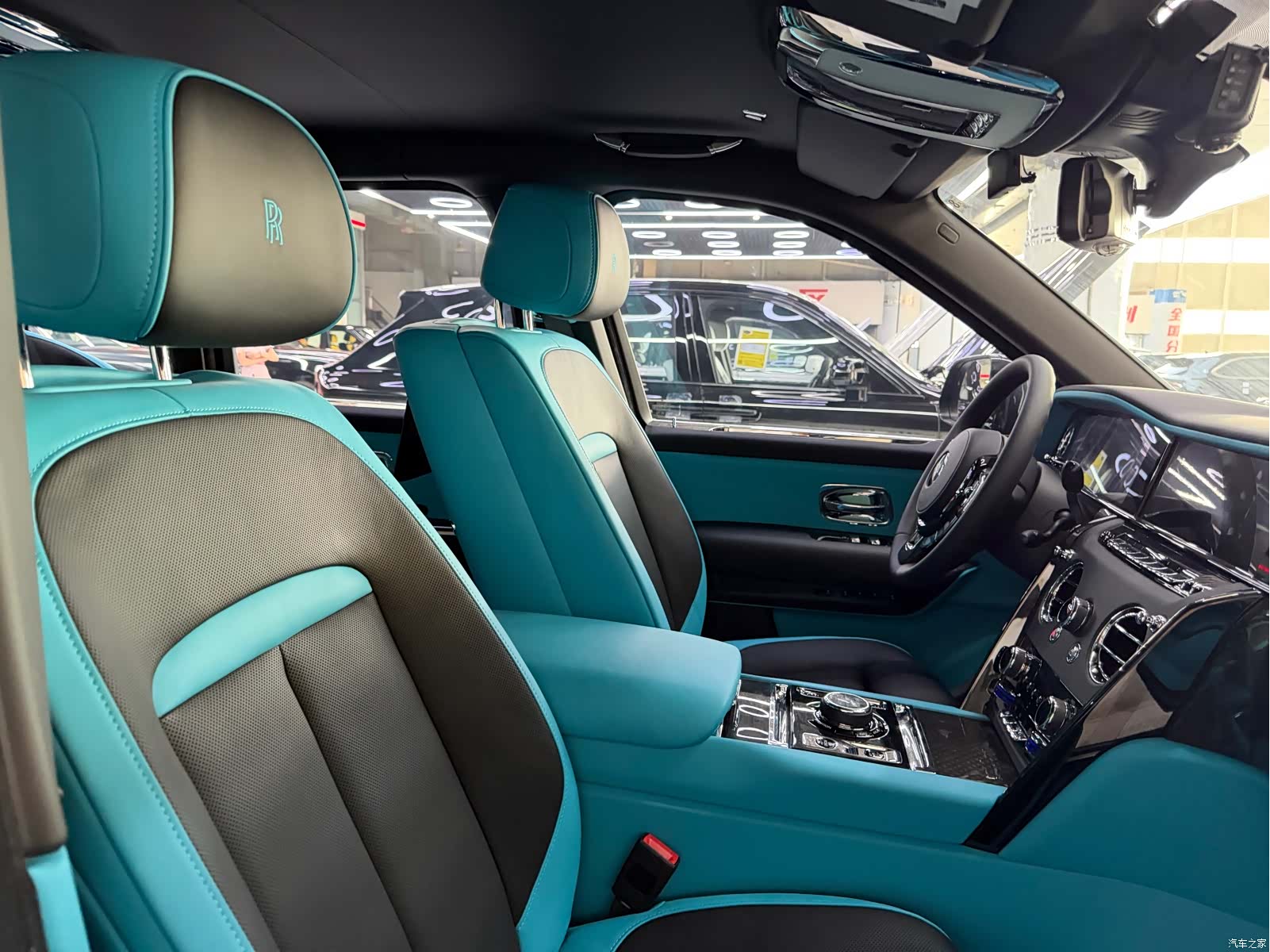 Rolls-Royce Cullinan, 2025 19