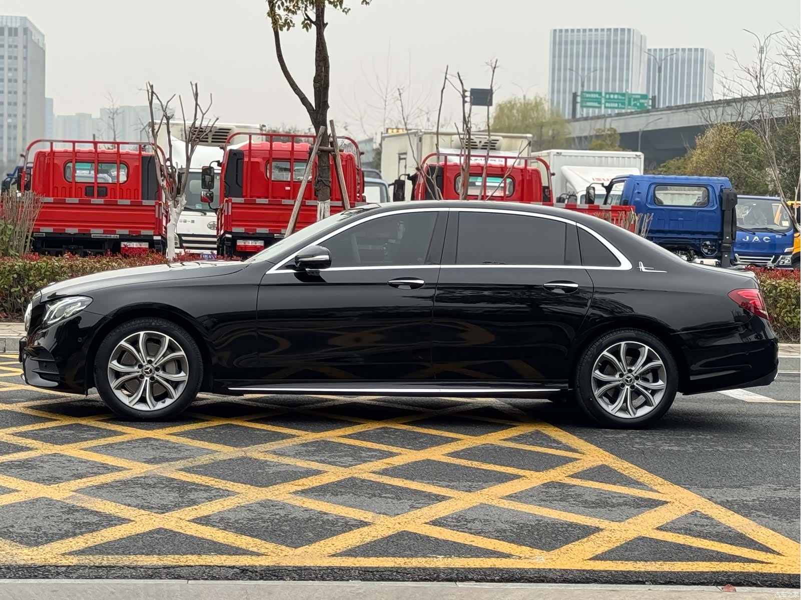 Mercedes-Benz E-Class, 2020 7