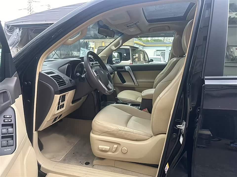 Toyota Prado