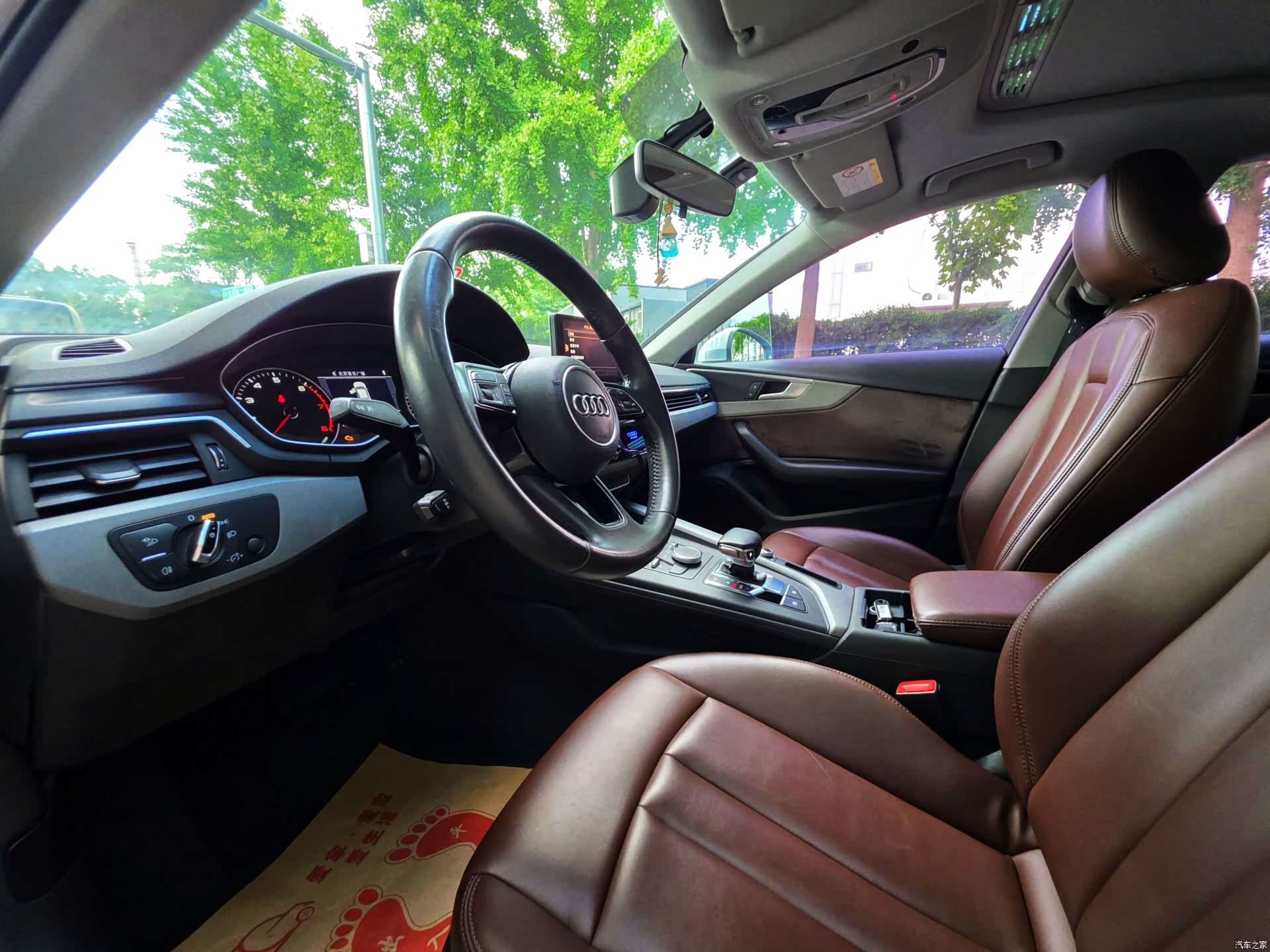 Audi A4L, 2017 28
